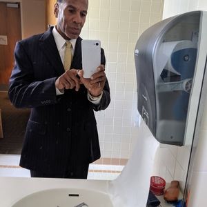 Meet your Posher, Stanley